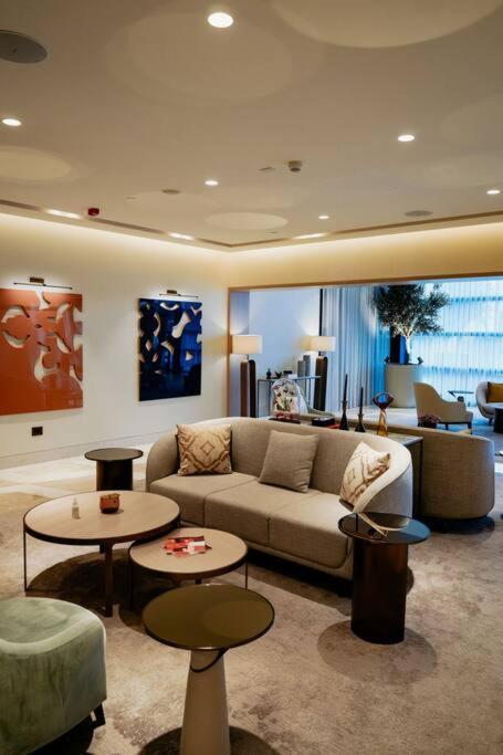 Serviced Luxurious 3+1 In Address Emaar Square Istanbul Luaran gambar