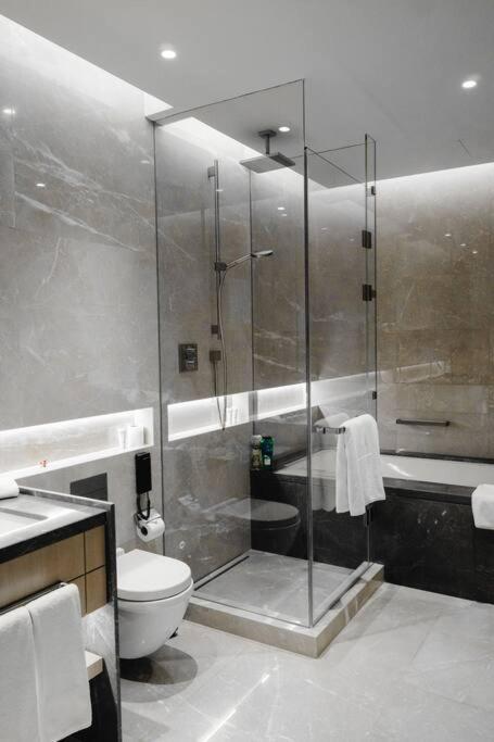 Serviced Luxurious 3+1 In Address Emaar Square Istanbul Luaran gambar